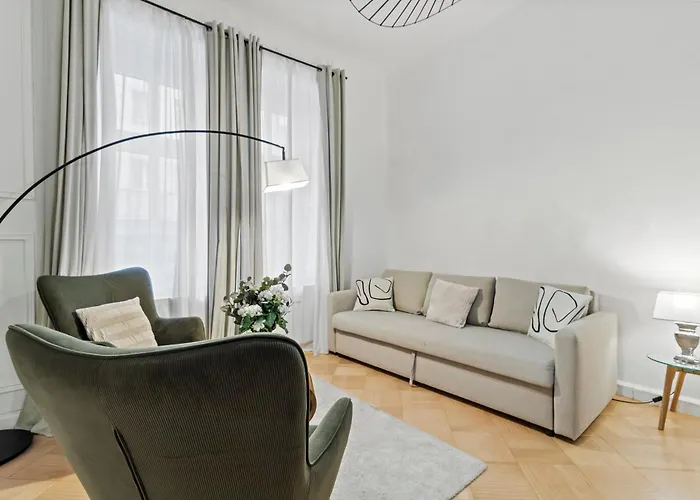 2 Minutes From The U1 - Long-stay Comfort For Expats *